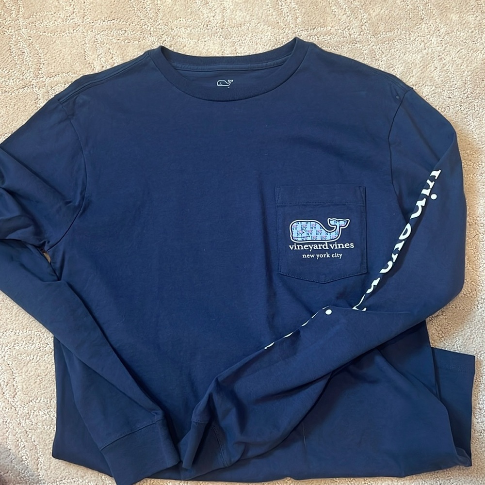 Vineyard vines NYC long sleeve